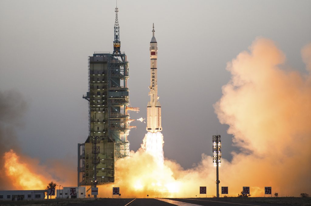 Čína plánuje do konca roka dokončiť vesmírnu stanicu. V počte letov do vesmíru prekoná vlastný rekord