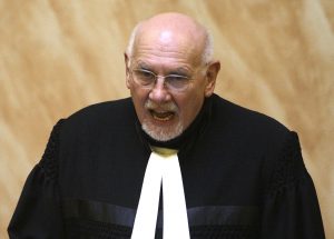 Prečo šéf českého ústavného súdu vyhlásil za neústavný zákon, za ktorý predtým sám hlasoval