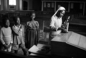 Počet katolíkov rastie najmä v Afrike. Globálne klesá záujem o kňazstvo