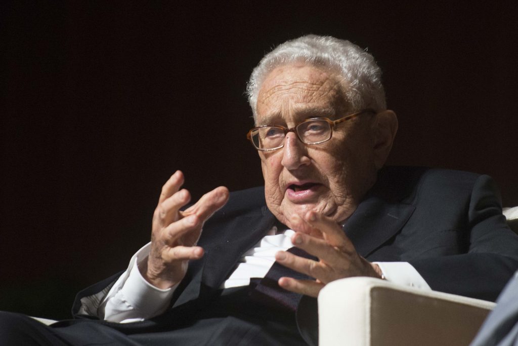 Kissinger: Ukrajina by sa mala vzdať časti svojho územia