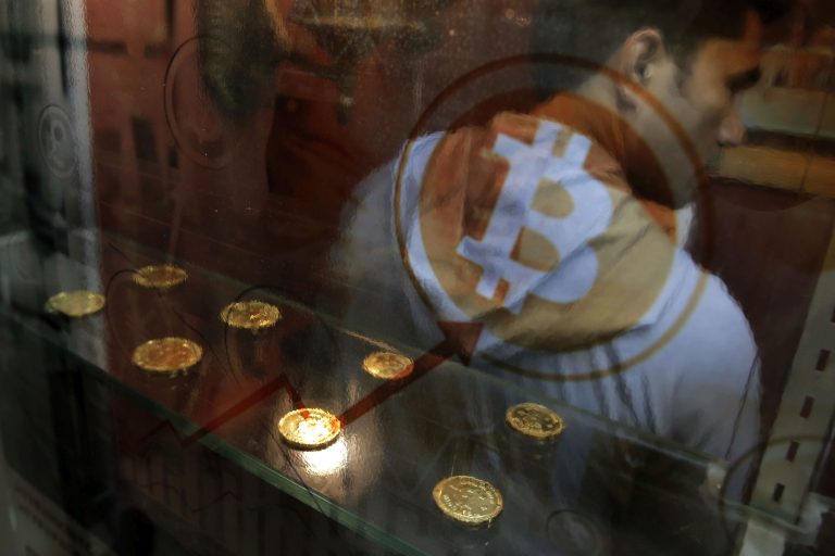 Pri držbe bitcoinu je lepšie veriť len sám sebe