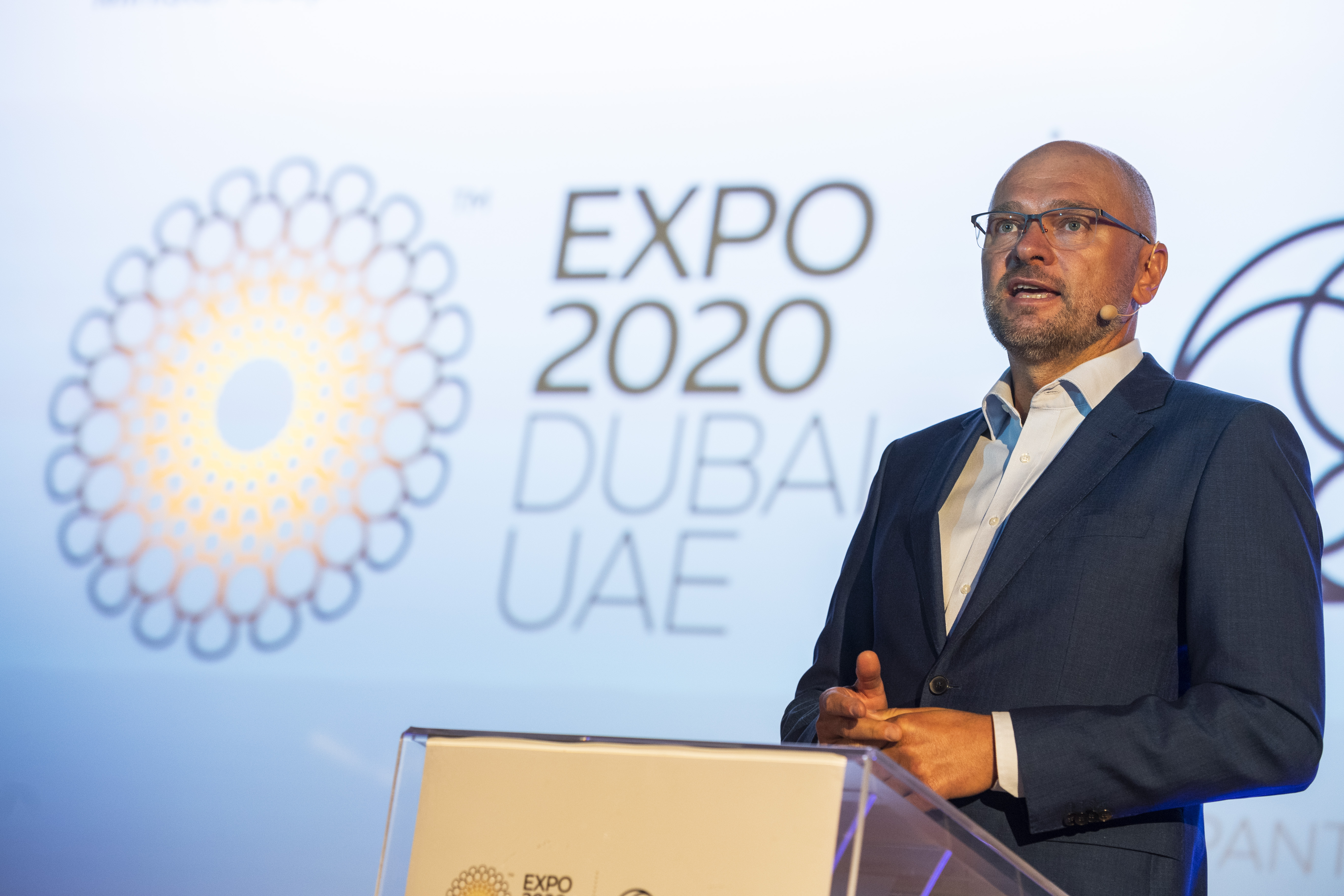 Nehospodárnosť a netransparentnosť. Podľa kontrolórov Sulík pri EXPO Dubaj vážne pochybil