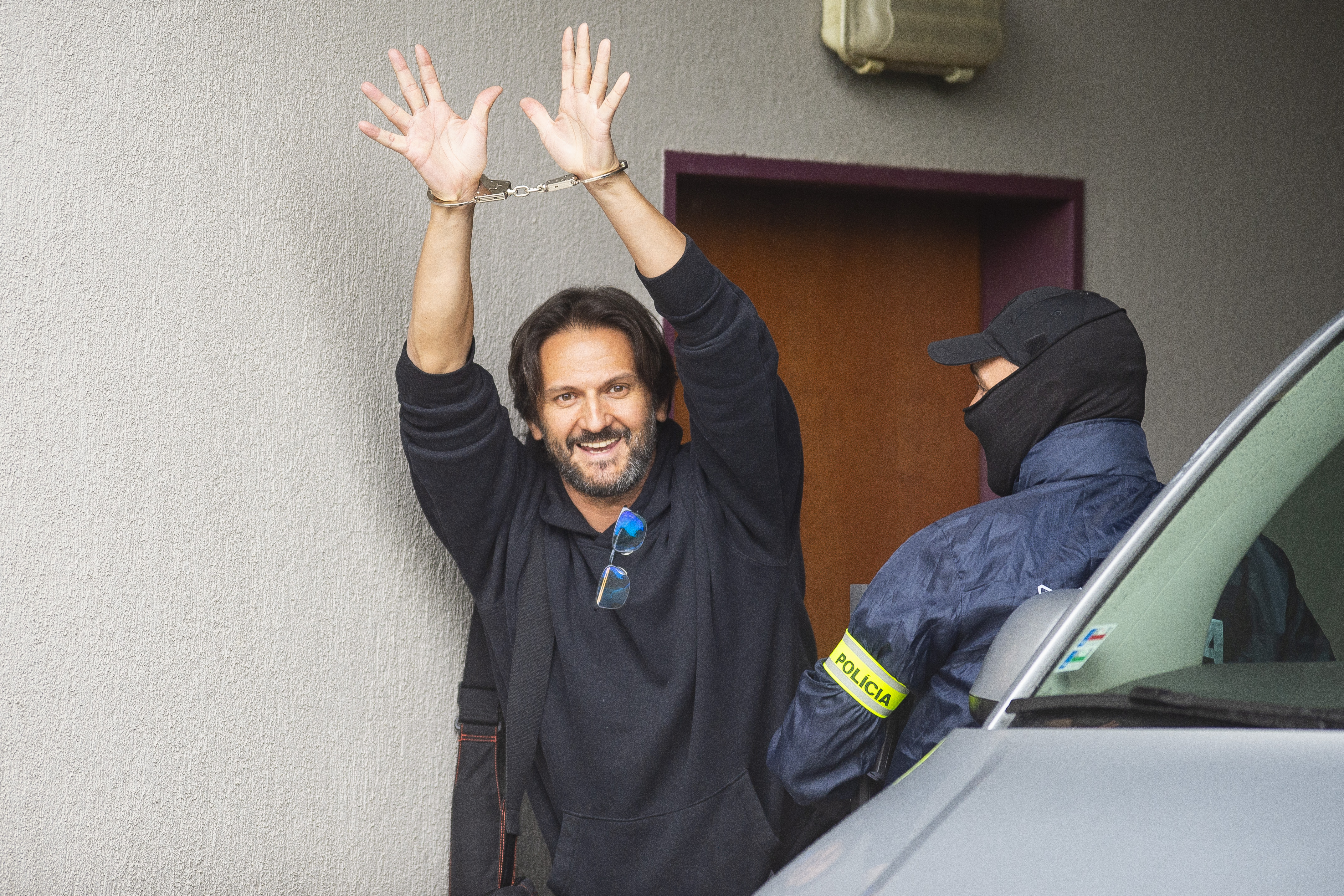 Štát sa ospravedlnil Robertovi Kaliňákovi za trestné stíhanie a väzbu. Inak by mu musel vyplatiť odškodné