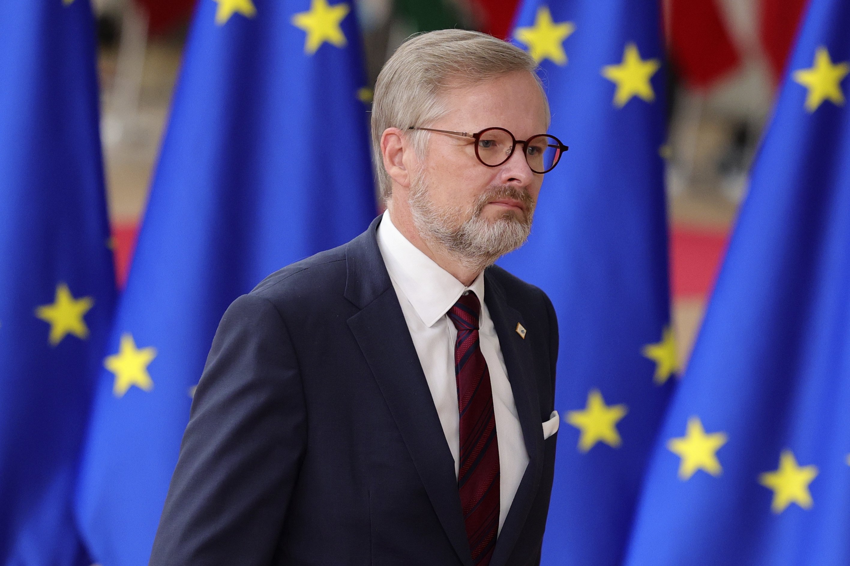 Česko, Poľsko aj Rakúsko zavádzajú od polnoci náhodné kontroly na našej hranici. V stredu na to zareagujeme, vyhlásil Ódor