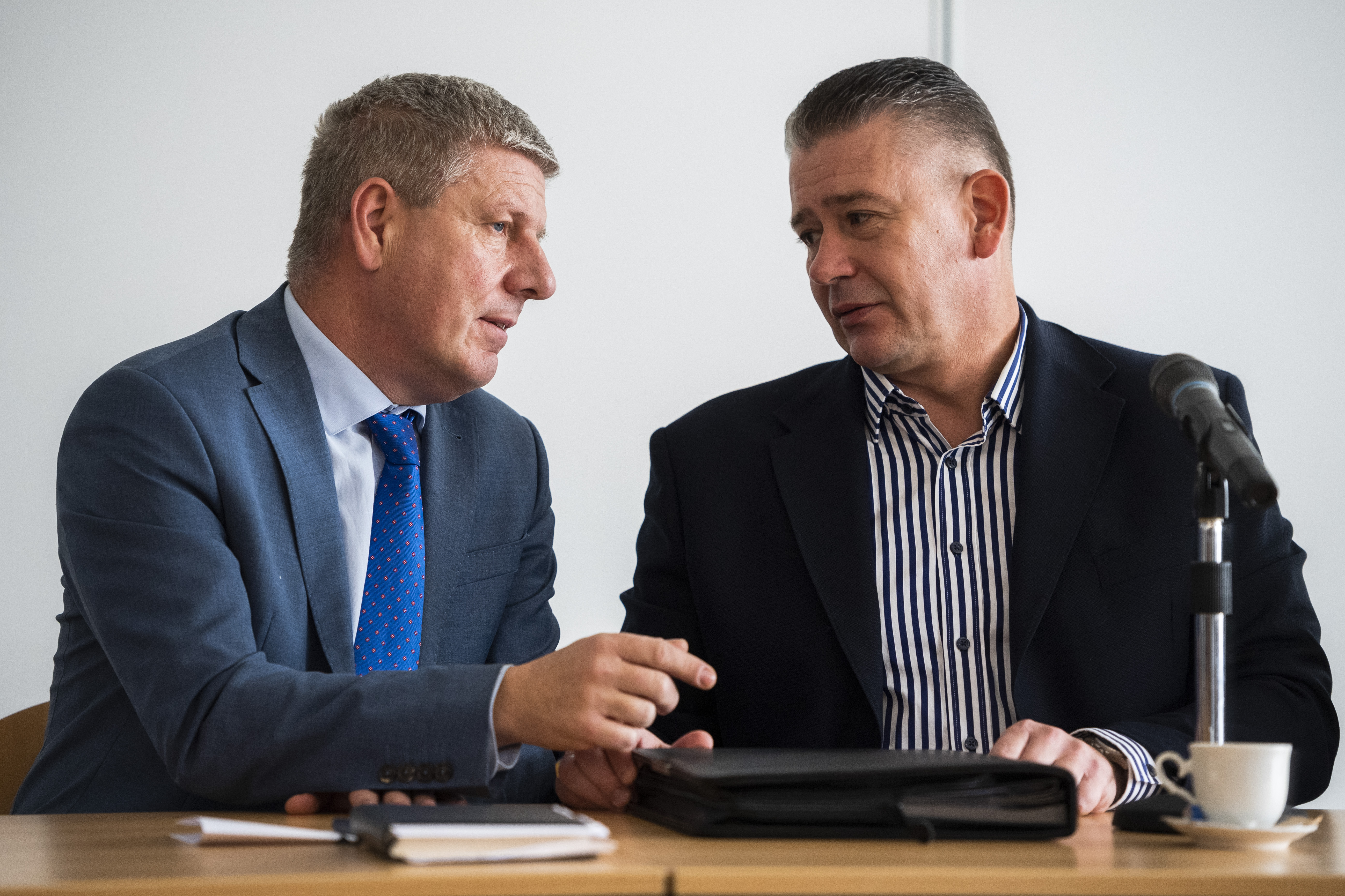 Liberalizácii úradných zmien pohlavia pomáhal aj Mikulcov rezort vnútra. Exminister tvrdí, že o tom nevedel