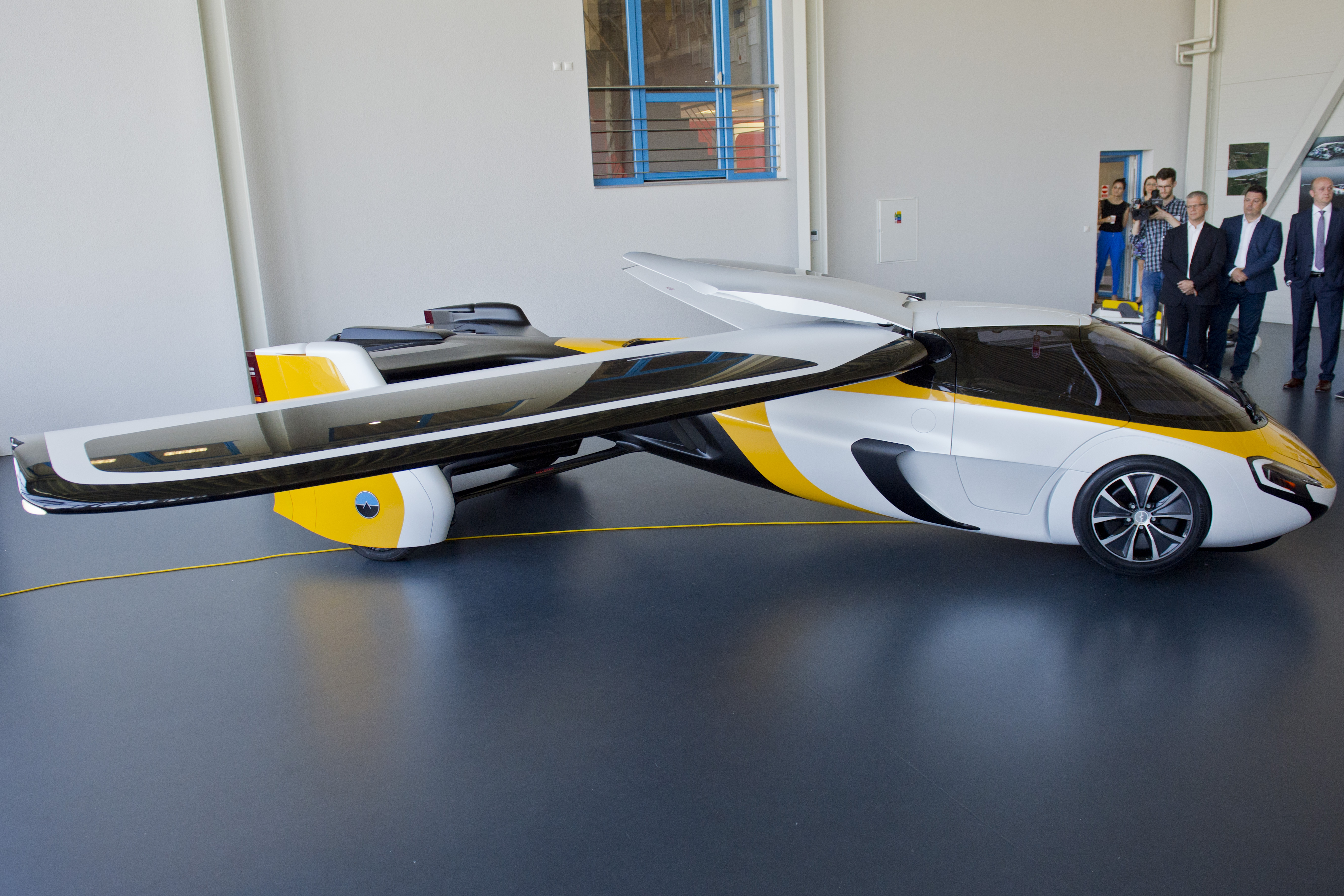 AeroMobil končí, nezískal od investorov peniaze na ďalší výskum