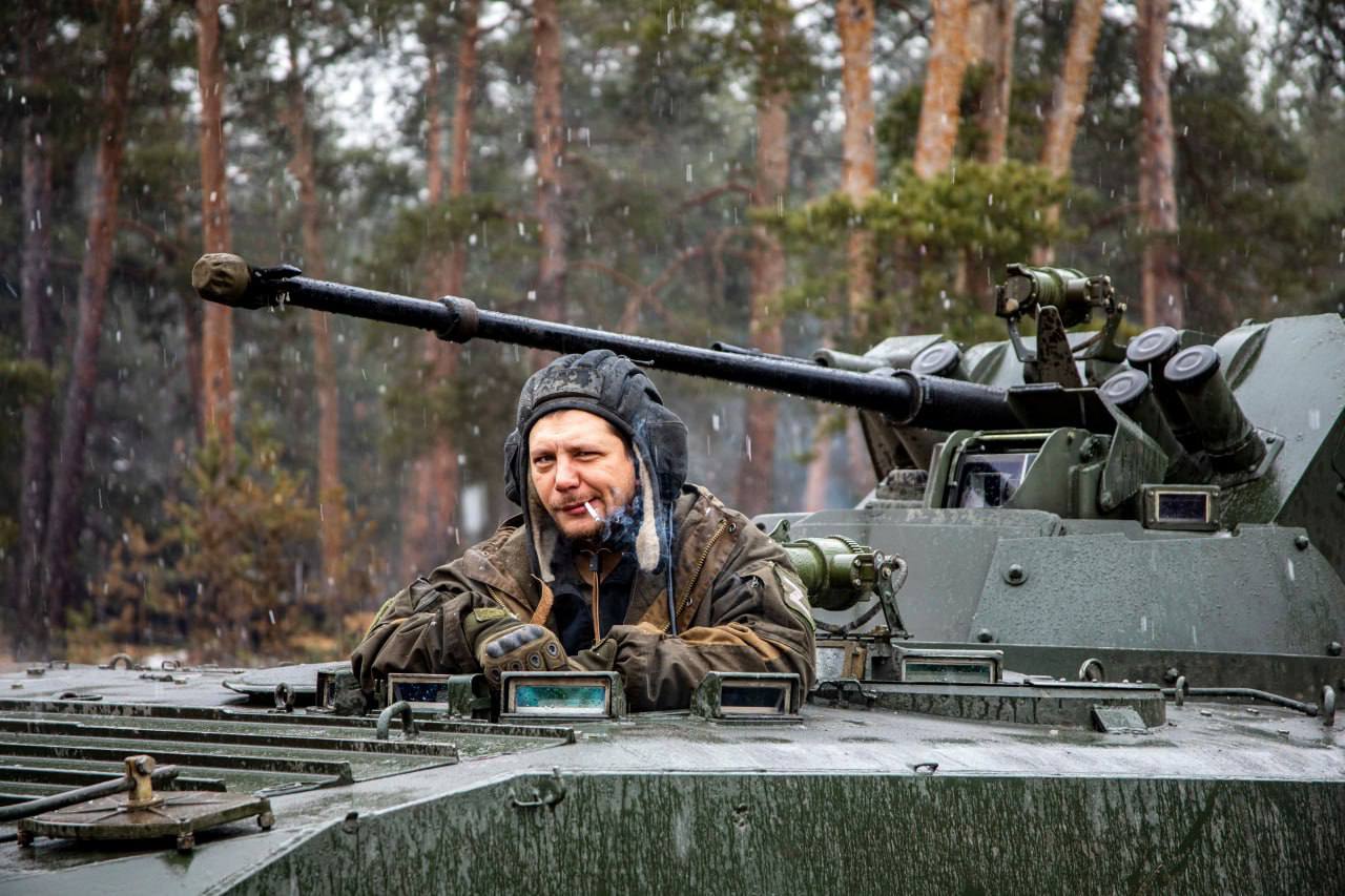 Územné zisky z frontu hlásia Ukrajinci aj Rusi. Protiofenzíva však postupuje pomalšie, ako by si želal Zelenskyj