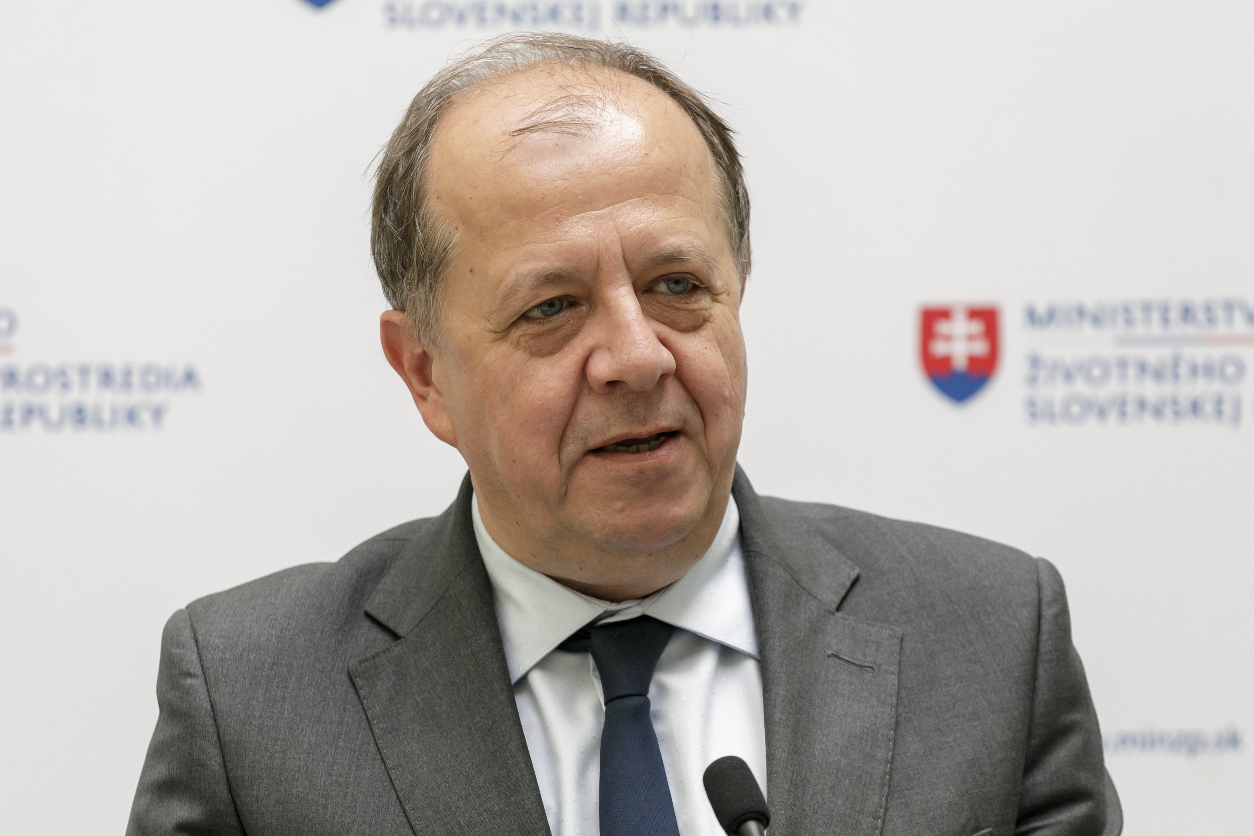 Majetkové priznania Rybníčka aj Bašku: O koľko si prilepšili politici nášho kraja?