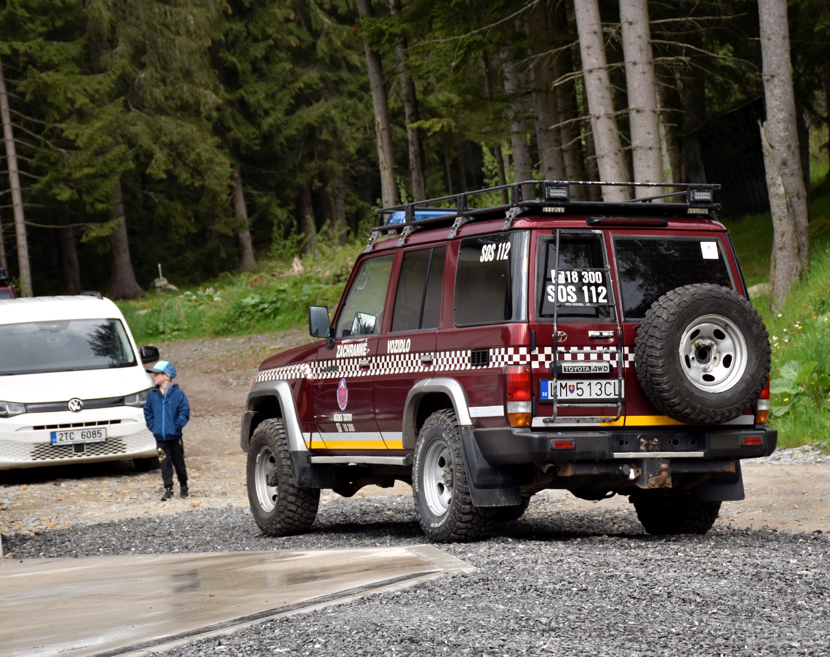 Iba 5-ročný chlapček sa zranil na bicykli. Pomáhali mu horskí záchranári