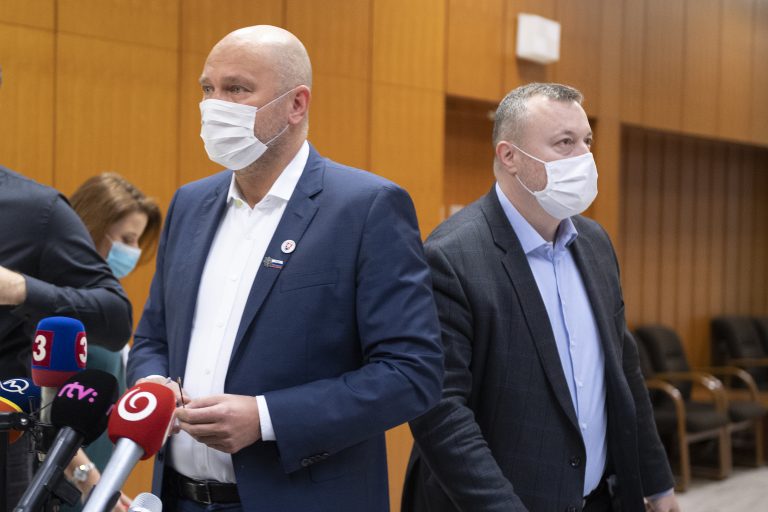 Koaličná rada v nemocnici? Viacerí ministri o tom nevedia