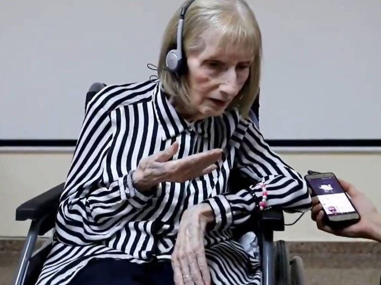 Dojímavé zábery staručkej baletky s Alzheimerom