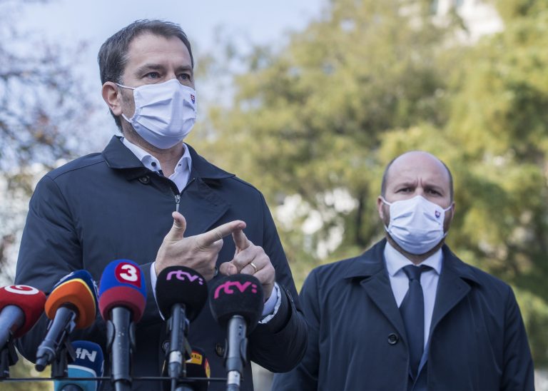 Vláda by mohla núdzový stav opakovane predlžovať