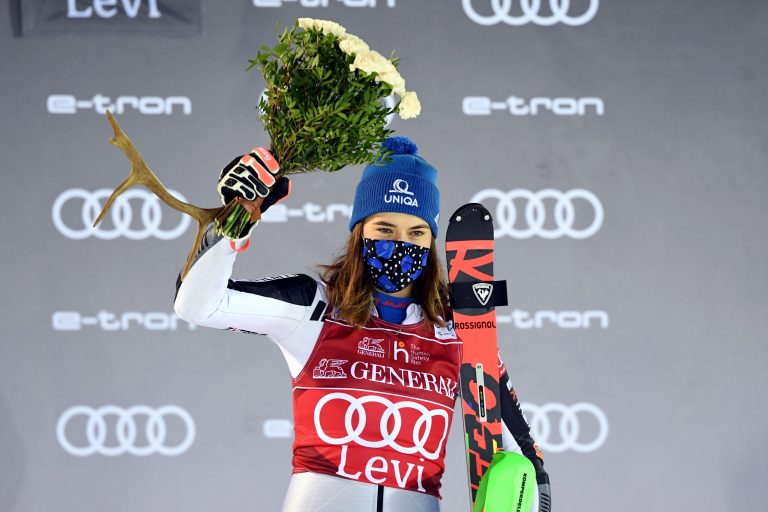 Petra Vlhová zabojuje o ďalšie pódium bez Shiffrinovej