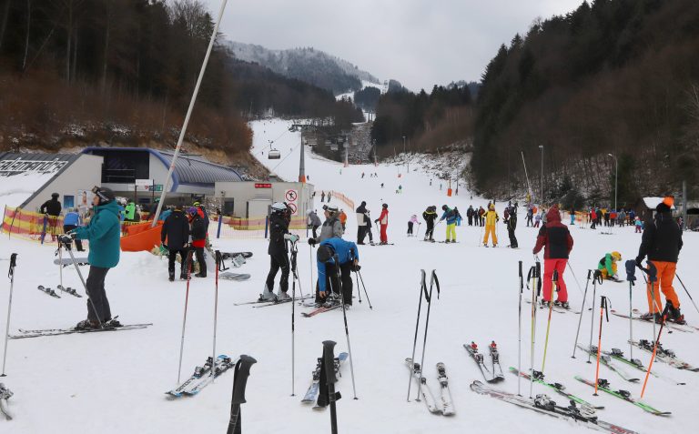 Vianočný lockdown môže prísť prirodzene. Otvorenie zimných stredísk je na nás