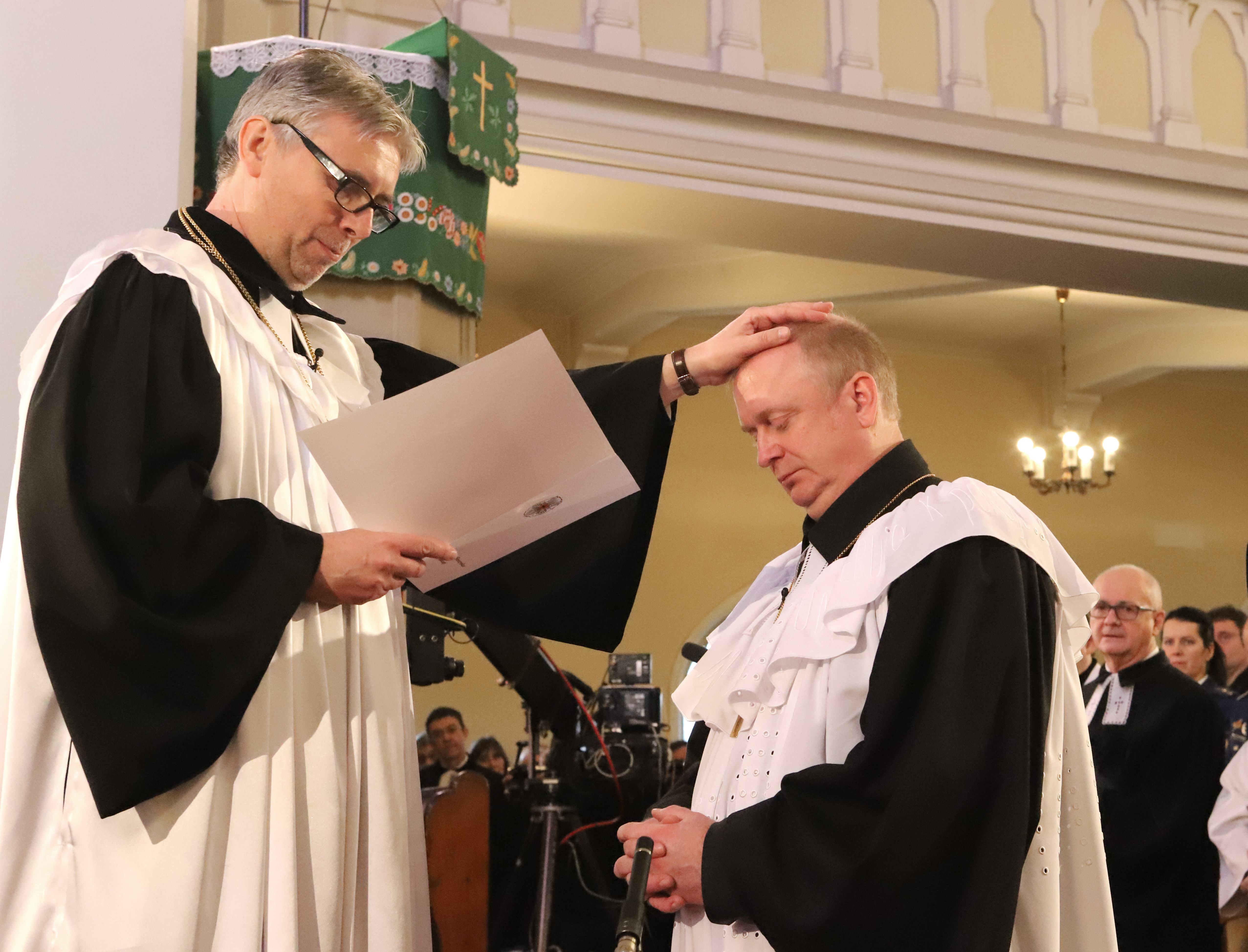 ECAV: Homosexuálne správanie je hriešne, transľudia nesmú zastávať cirkevné úrady