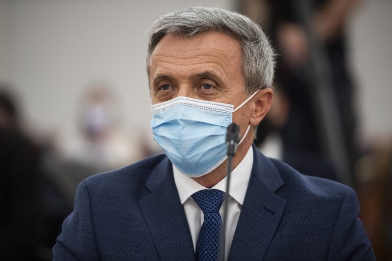 Ján Hrivnák mal odstúpiť z kandidatúry na šéfa GP