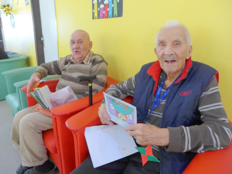 Vianočná pošta pre seniorov: Čo seniori naozaj chcú? Stačilo sa ich spýtať