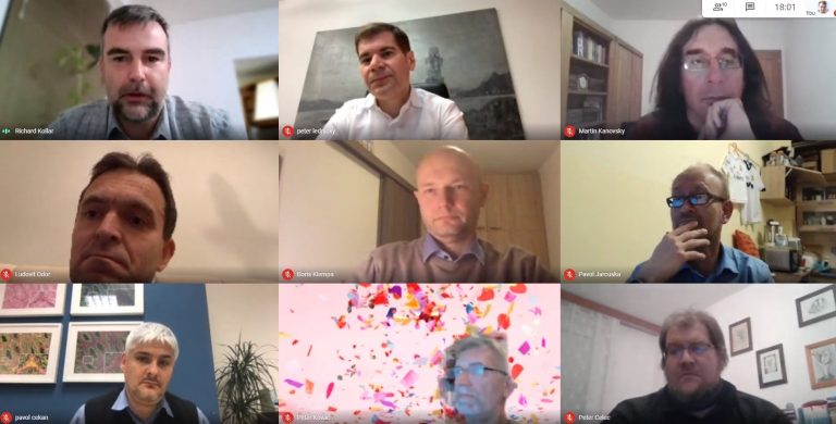 Debata odborníkov na tému testovania a očkovania proti koronavírusu. Foto: Youtube.com