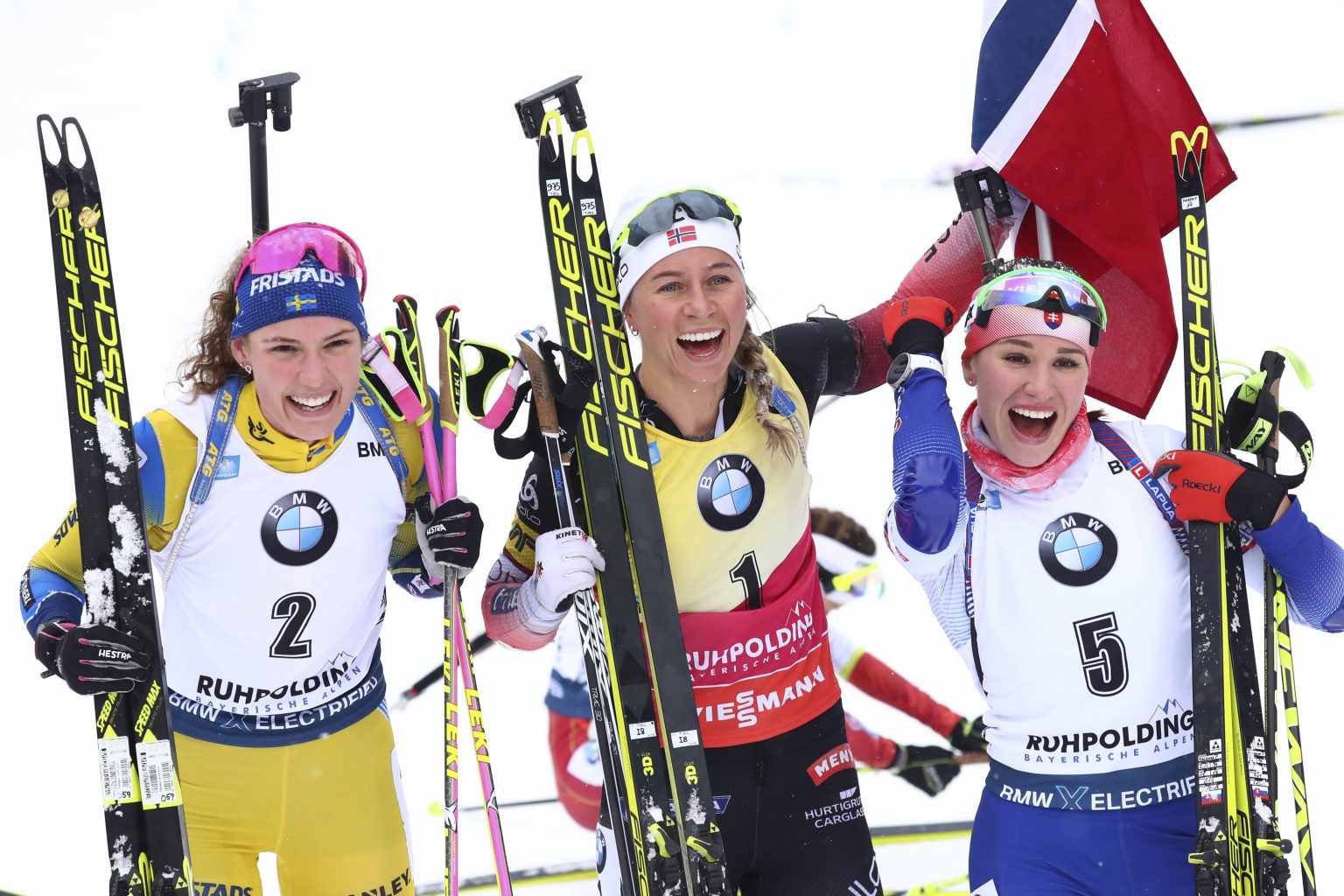 Hanna Oebergová, Tiril Eckhoffová a Paulína Fialková Foto: TASR/AP