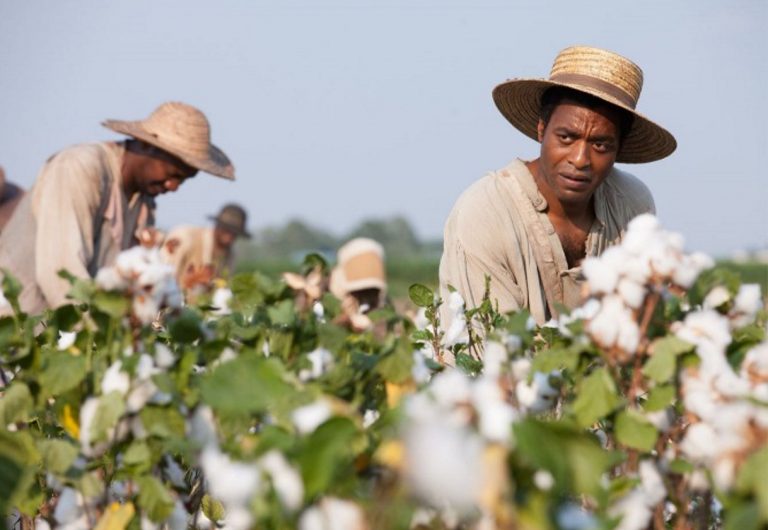 Chiwetel Ejiofor vo filme 12 rokov otrokom. Foto: csfd.cz
