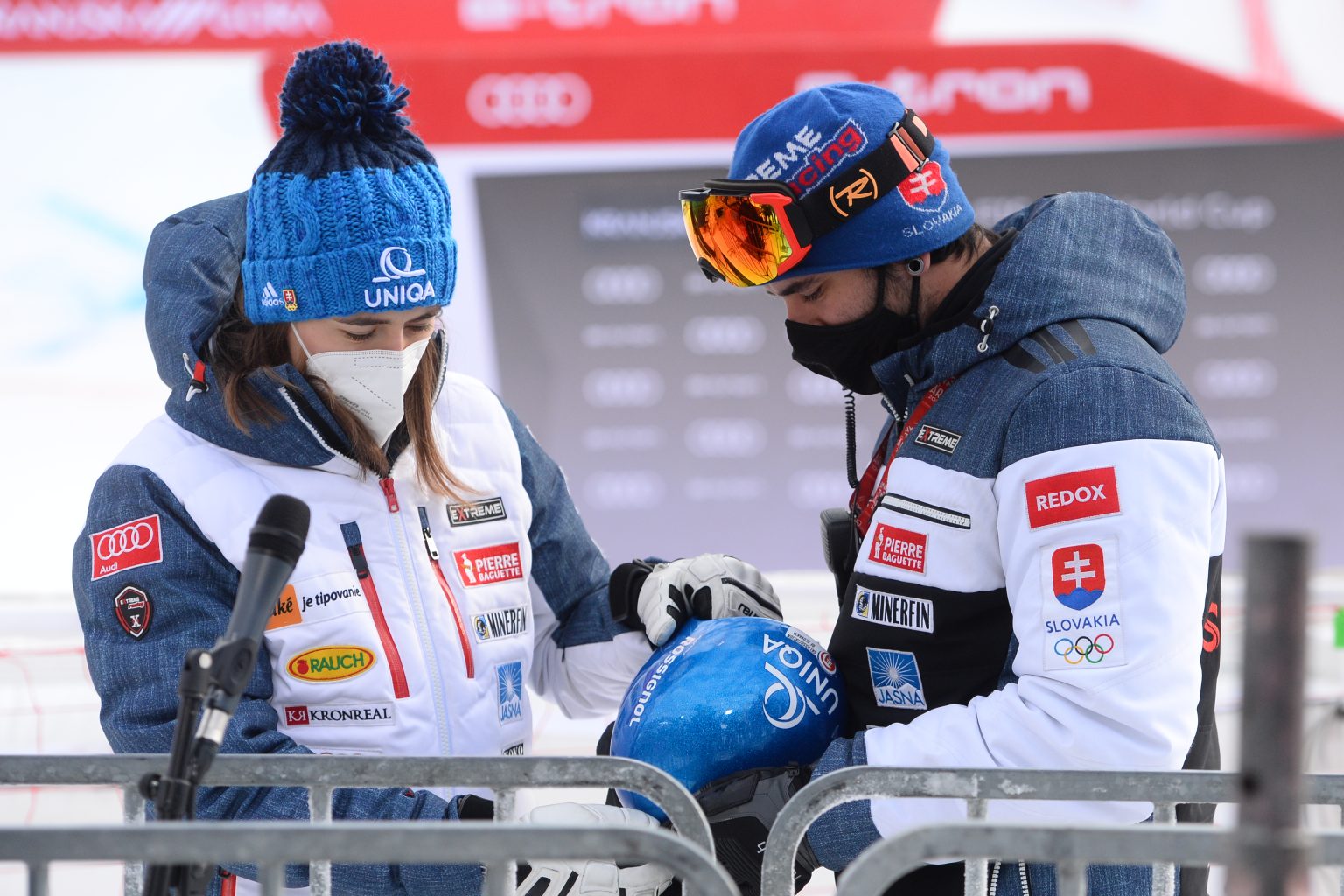 Petra Vlhová (vľavo) a jej brat Boris Vlha Foto: Martin Baumann/TASR