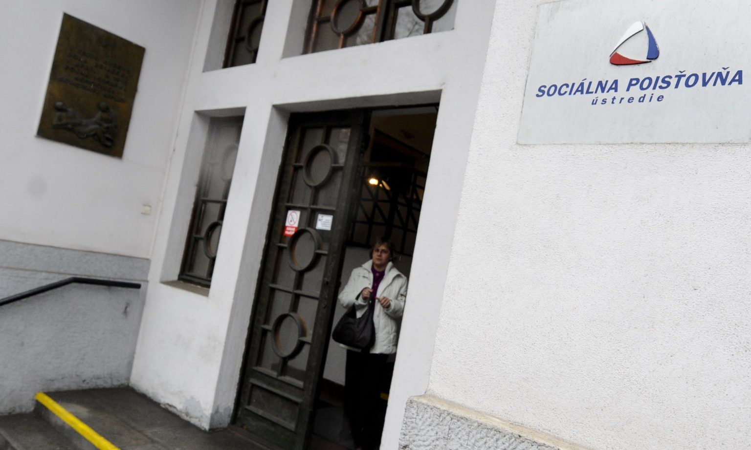 Budova sociálnej poisťovne, Bratislava. Foto: Martin Baumann/TASR