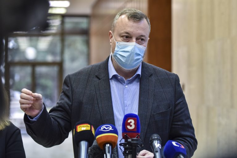 Krajniak: Väčšinu hromadných prepúšťaní sa podarilo odvrátiť