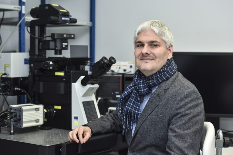 Slovenská vedecká špička premiérove celoplošné testovanie odmieta