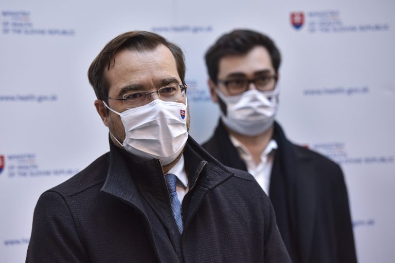 Krajčí: Britský variant koronavírusu je už v Nitre. A je oveľa infekčnejší