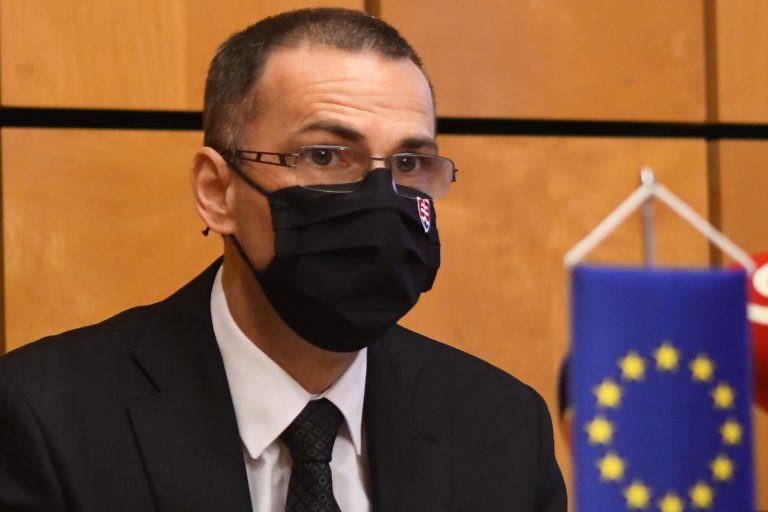 Boj s extrémizmom sa po zmenách na prokuratúre neoslabí, tvrdí Žilinka