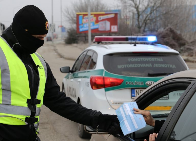 Policajná kontrola. Foto: PZ SR/Facebook