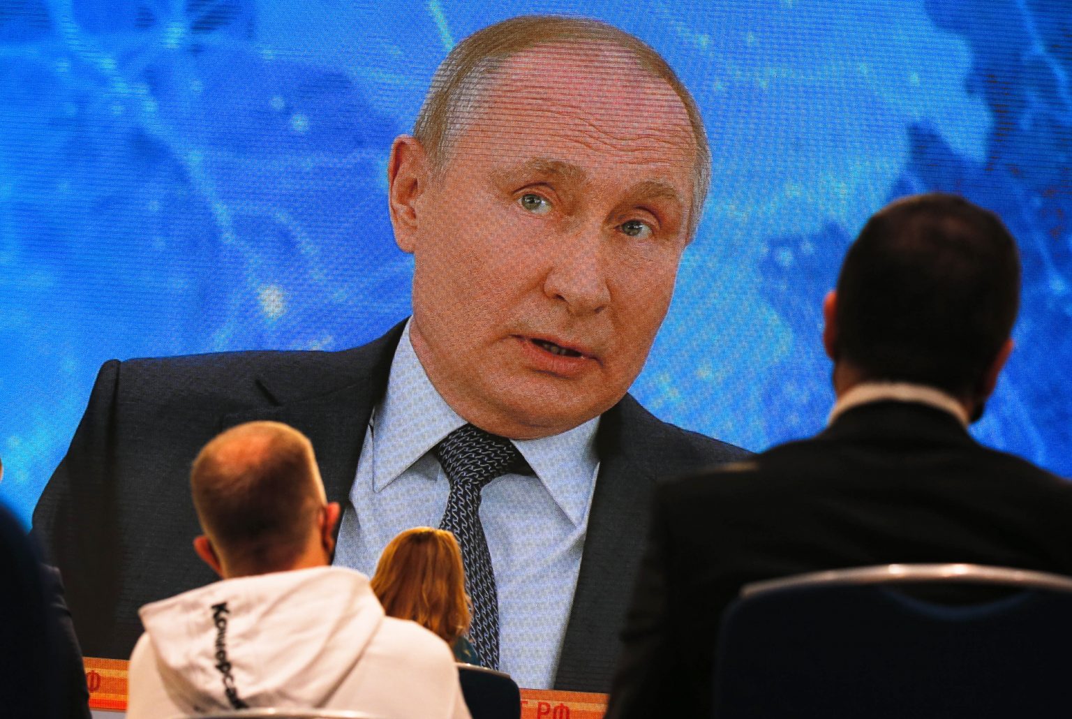 Vladimir Putin počas video-tlačovej konferencie v Moskve 17. decembra 2020. Foto: TASR/AP