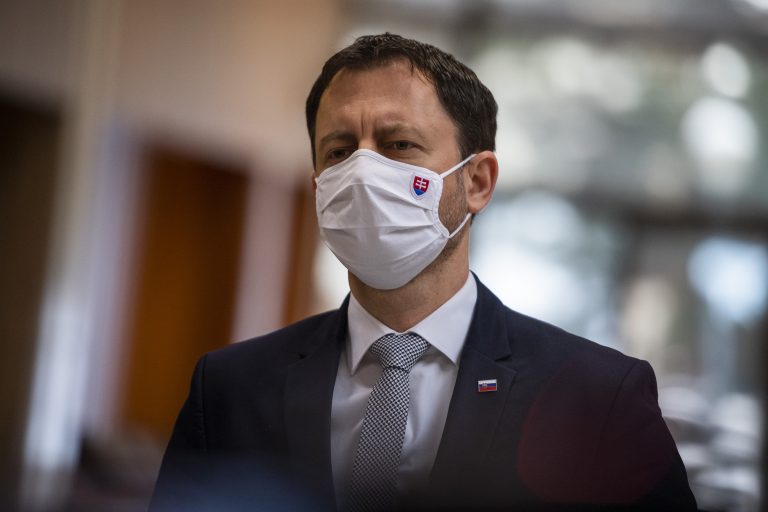 Heger: Ekonomika SR vlani klesla o 5,8 percenta, v tomto roku má rásť