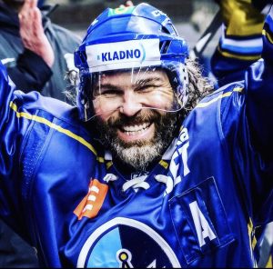 Nekončiaci hokejový epos. Jaromír Jágr oslavuje 49 rokov