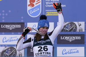 Prvá medaila je doma, Vlhová obhájila striebro v kombinácii