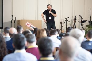 Kresťanskí podnikatelia organizujú online konferenciu. Hľadajú východisko z neistoty