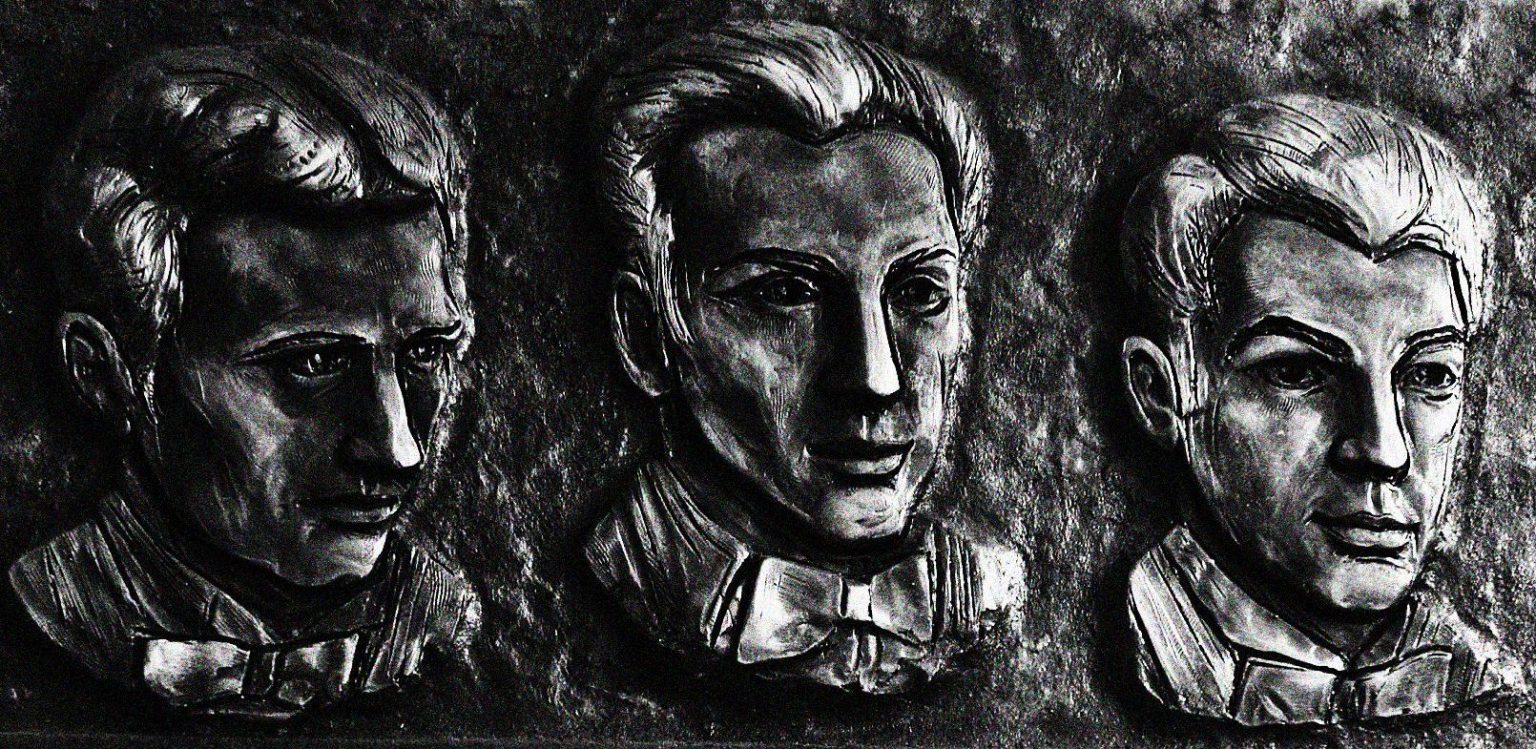 Podobizne zľava: Anton Tunega, Albert Púčik, Eduard Tesár. Foto: Matúš Zajac   
