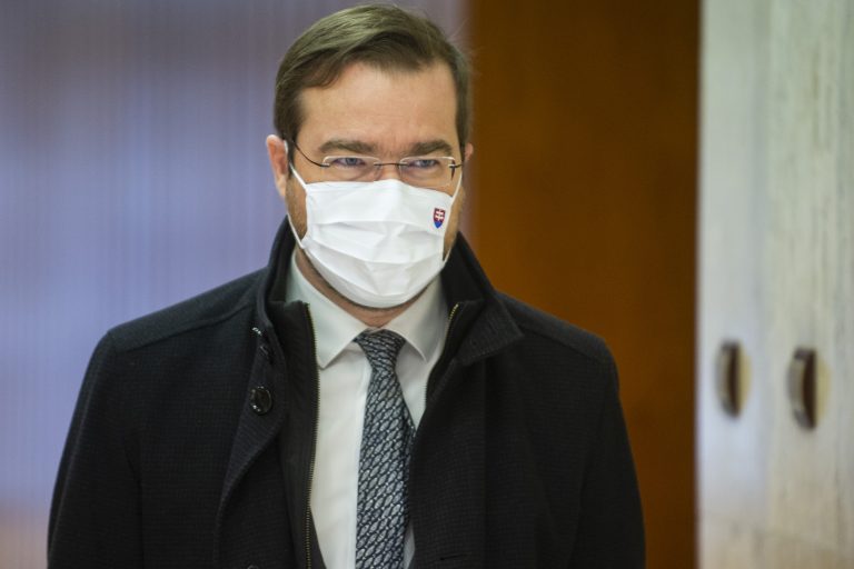 Sulík: premiér zrušil dohodu, sme na bode nula. Krajčí ešte dnes podá demisiu