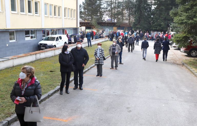 Nefungujúci systém očkovania: To najhoršie nás ešte len čaká, vraví odborník