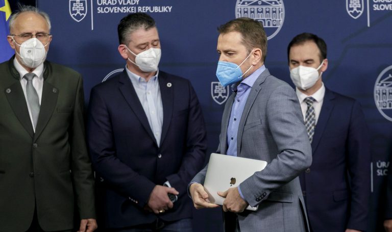 Igor Matovič, Ján Mičovský, Roman Mikulec a Michal Šipoš. Foto: Dano Veselský/TASR