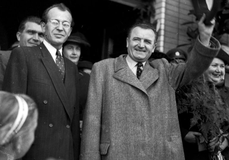 Husáka odhadovali na budúceho biskupa, napokon sa stal komunistickým vodcom