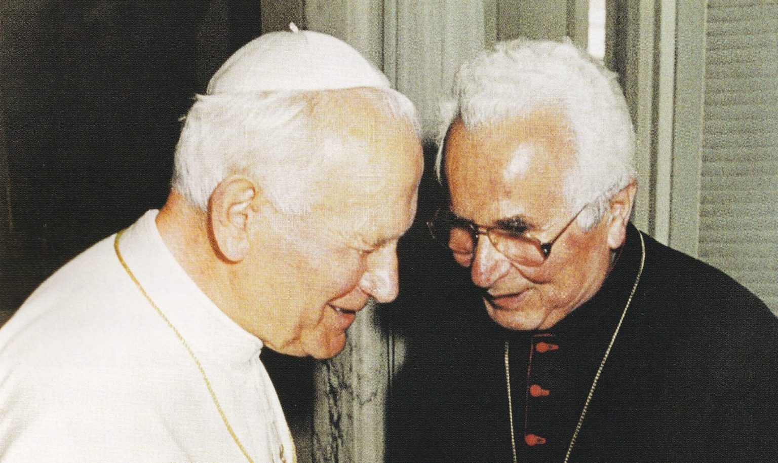 Pápež Ján Pavol II. a Pavol Mária Hnilica. Foto: Archív Pavla Máriu Hnilicu