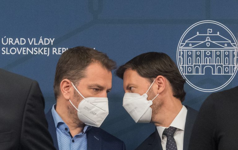 Prieskum: Obavy z ohrozenia epidémiou koronavírusu sú nízke. Dôvera vlády klesá