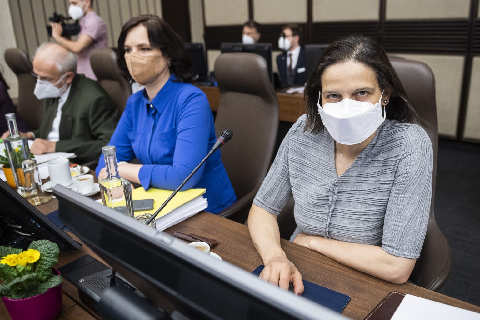 Mária Kolíková a Veronika Remišová. Foto: Jaroslav Novák/TASR