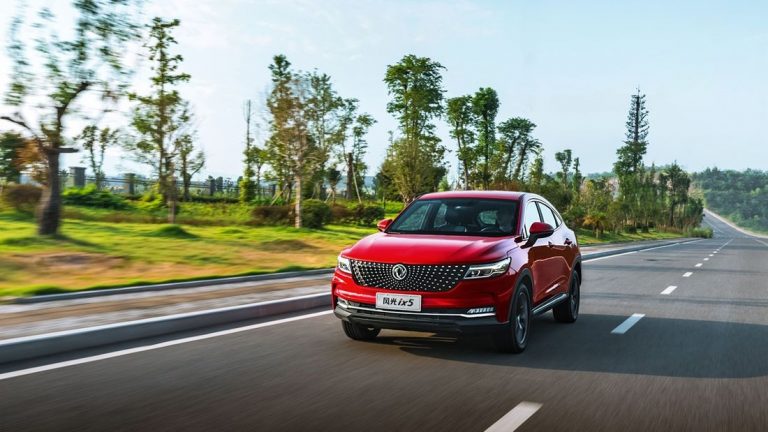 DongFeng Fengon 5. Čínske vozidlo po novom dostupné aj na Slovensku. Foto: DongFeng