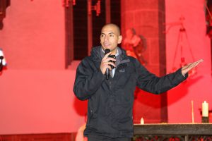 Prišiel o najbližších, musel opustiť vlasť. Príbeh koptského kresťana Kira