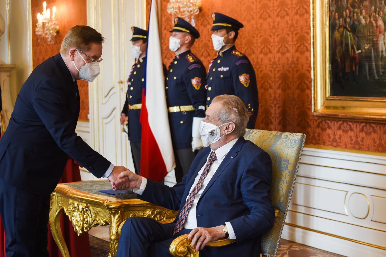 Petr Arenberger a Miloš Zeman. Foto: Jiří Ovčáček/Twitter