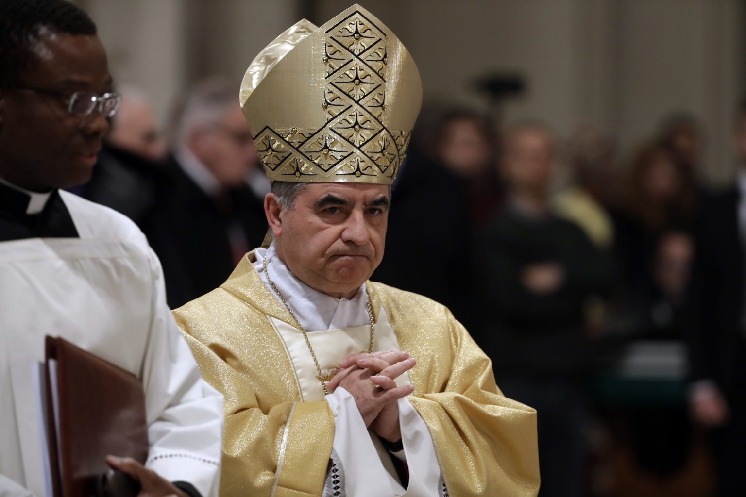 Giovanni Angelo Becciu v roku 2017. Foto: TASR/AP
