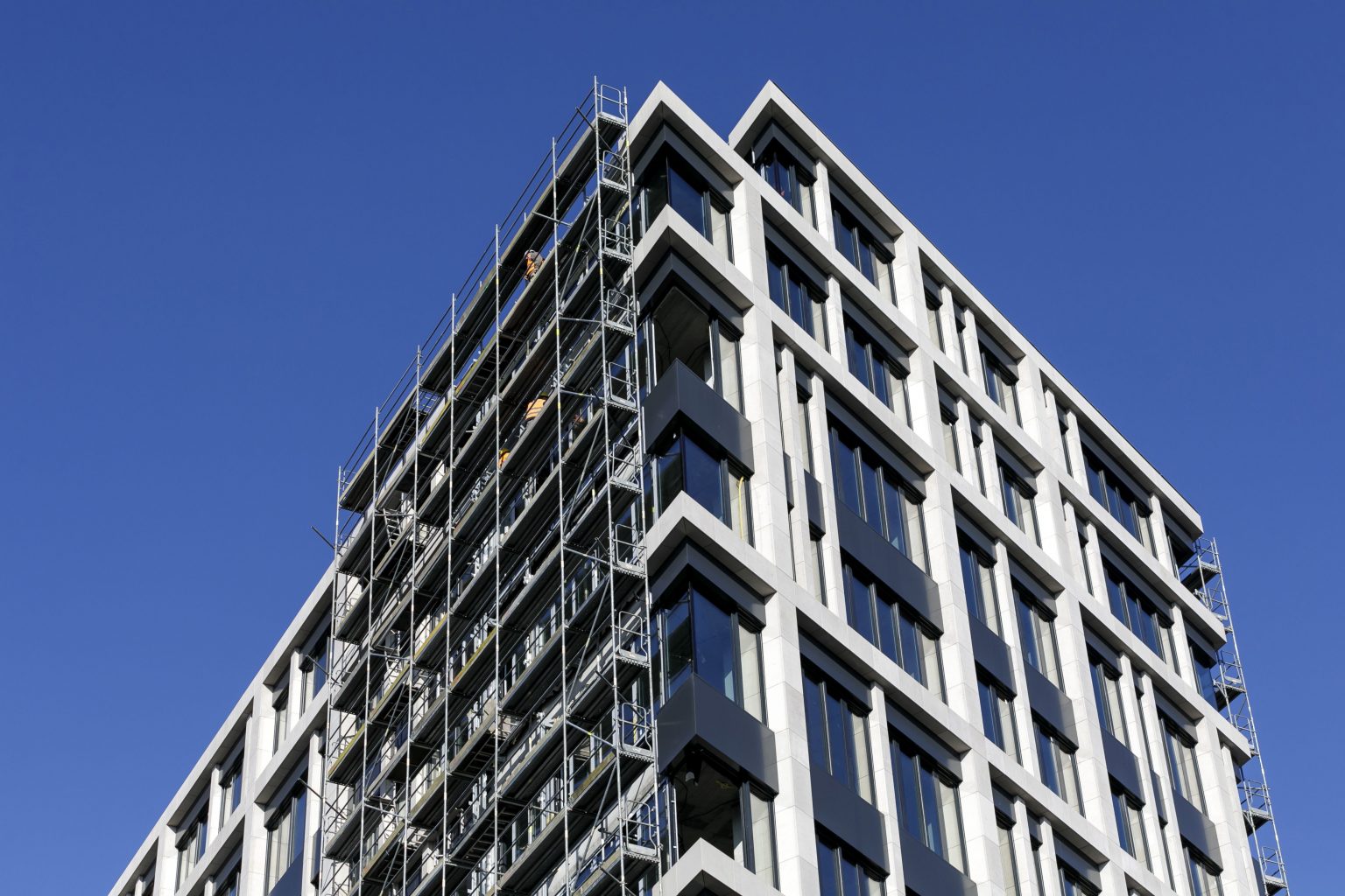 Na snímke výstavba rezidenčného projektu Blumental medzi ulicami Mýtna a Radlinského v Bratislave. Ilustračný obrázok. Foto: Dano Veselský/TASR