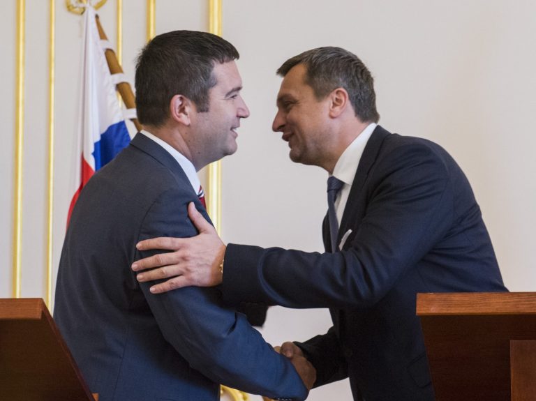 Jan Hamáček a Andrej Danko. Foto: Michal Svítok/TASR